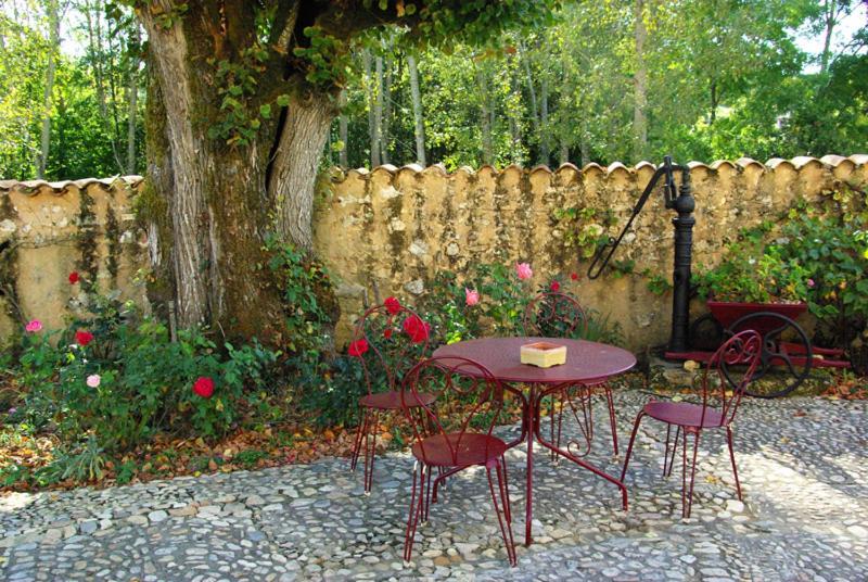 La Bastide Du Roy Ξενοδοχείο Villamblard Εξωτερικό φωτογραφία